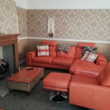 Carvetii - Halite House - 3 Bed House Sleeps Up To 5 People Appartement Tillicoultry Buitenkant foto